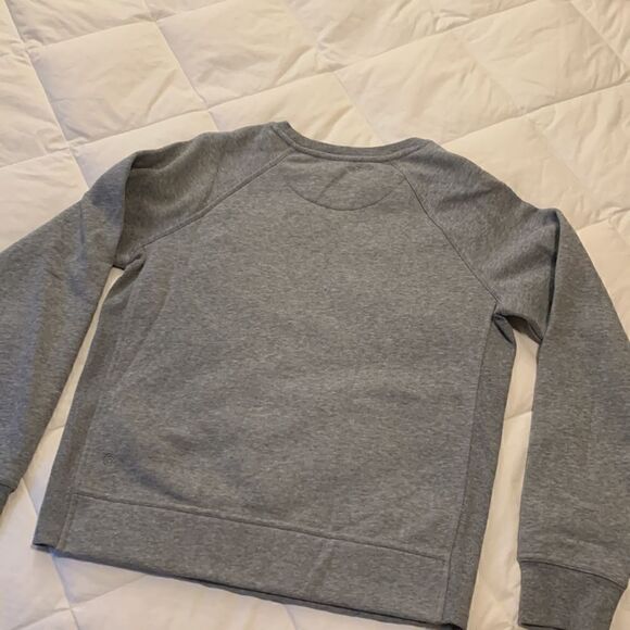 CHAMPION, pullover sweat shirt, cotton blend, like new, crew neck, Small - Picture 8 of 14